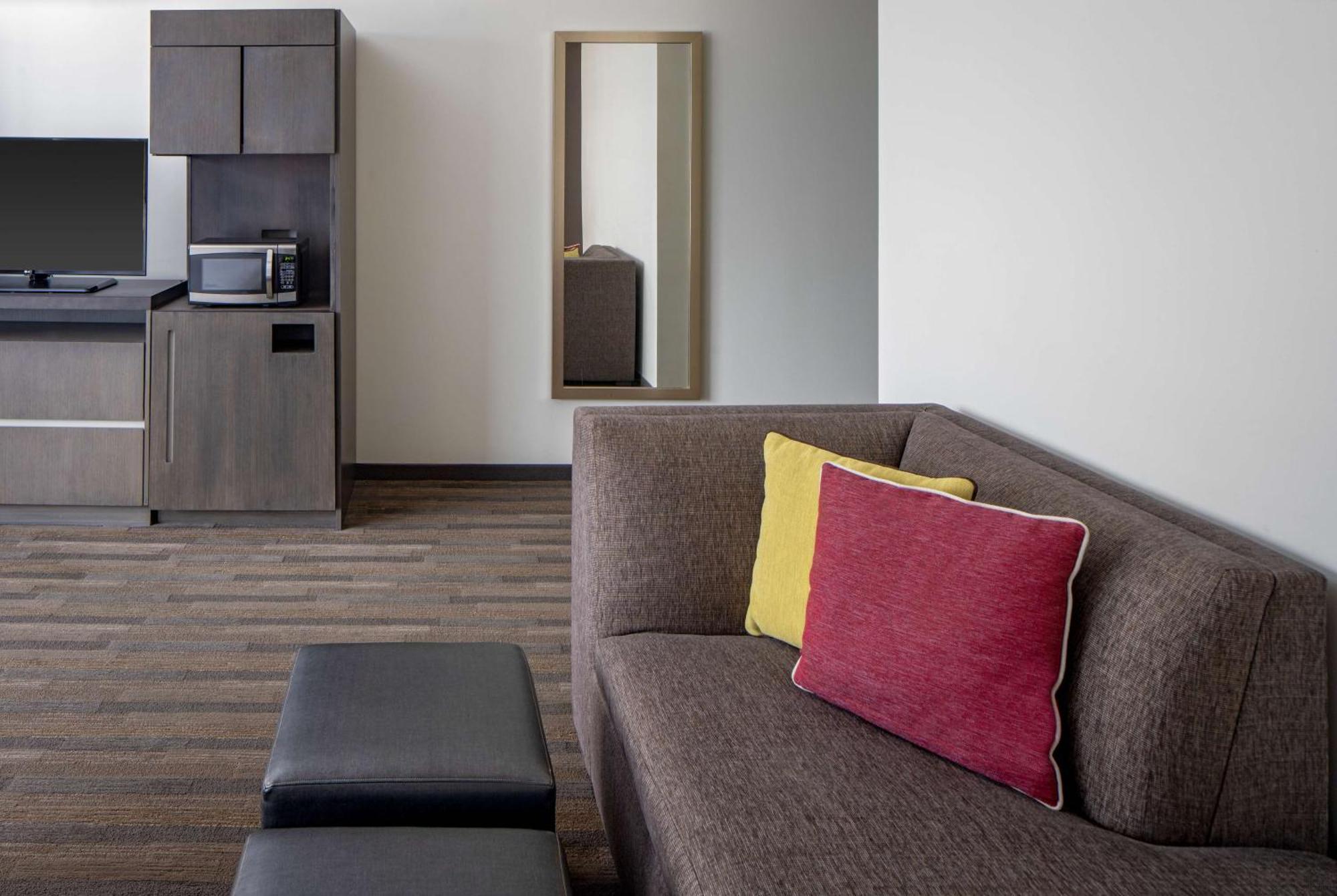 Hyatt House New Orleans Downtown Hotell Exteriör bild